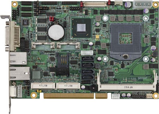 Commell HS-774 - Half-size / PCI-bus SBC support 3rd and 2nd generation Intel® Core™ i7 / i5 / i3-0
